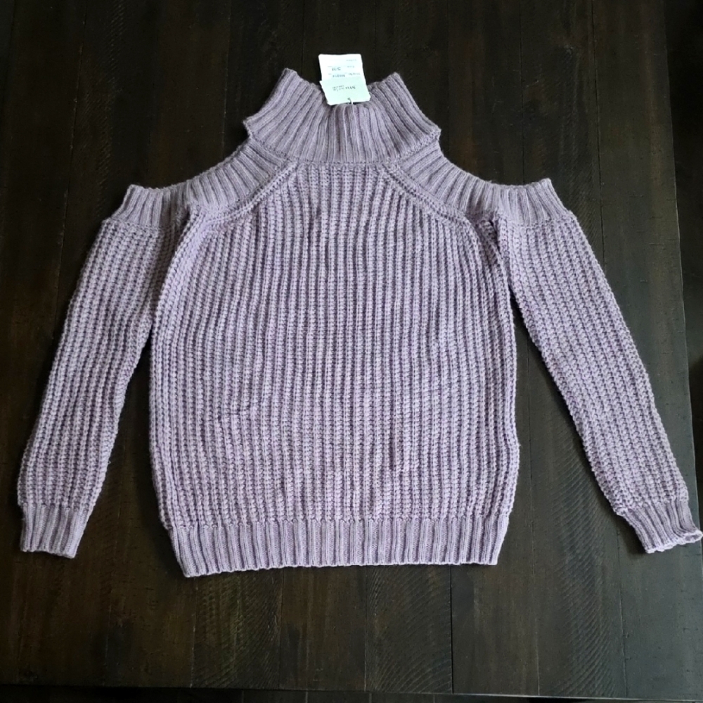 NWT Miracle Sweater Lavender Cable Knit Turtleneck Cold Shoulders S/M